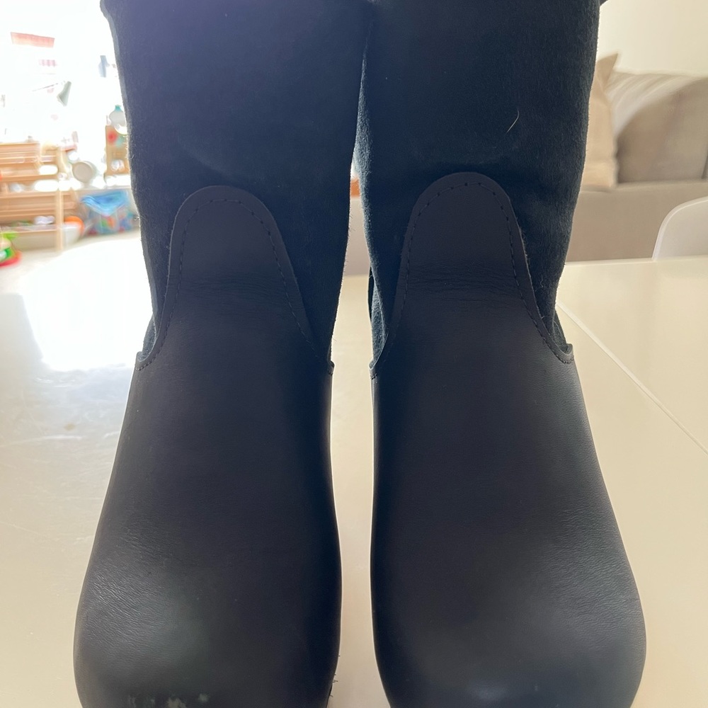 No.6 5” Pull On Shearling Boots in Black